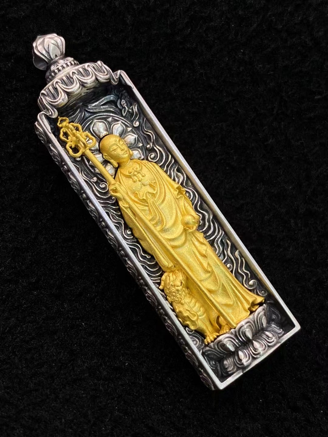 Silver Ksitigarbha Pendant "Compassion Beyond Realms"